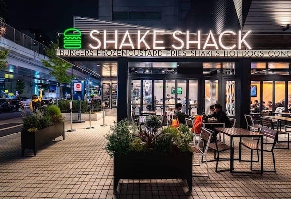 shake shack storefront